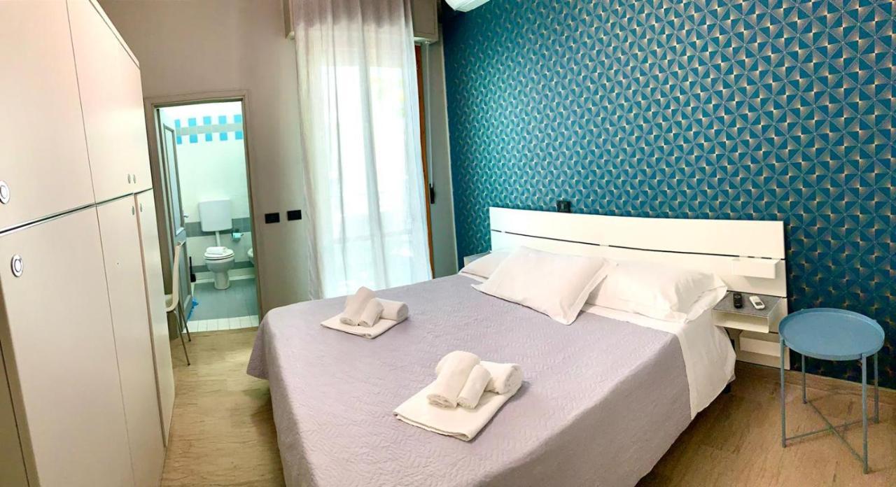 Battigia Rimini - Appartamenti Vacanze Buitenkant foto